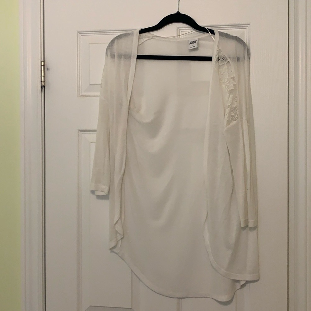 Vero Moda Medium White Lace Trim Cardigan